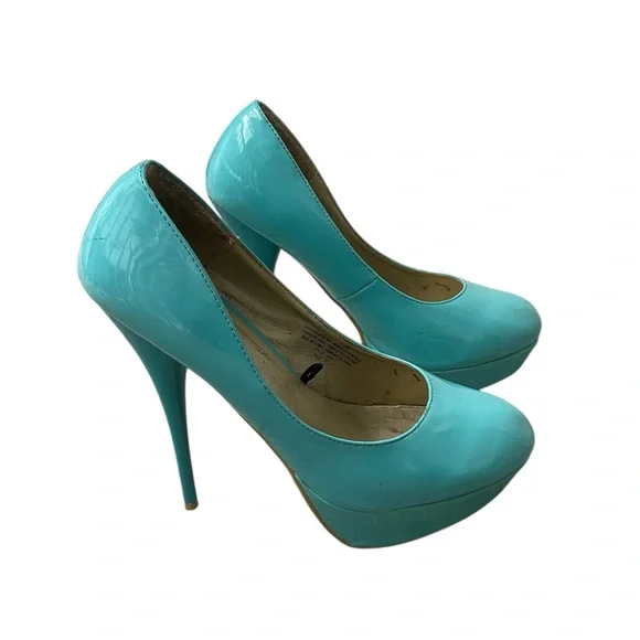 Pumps - Picture 2 of 7